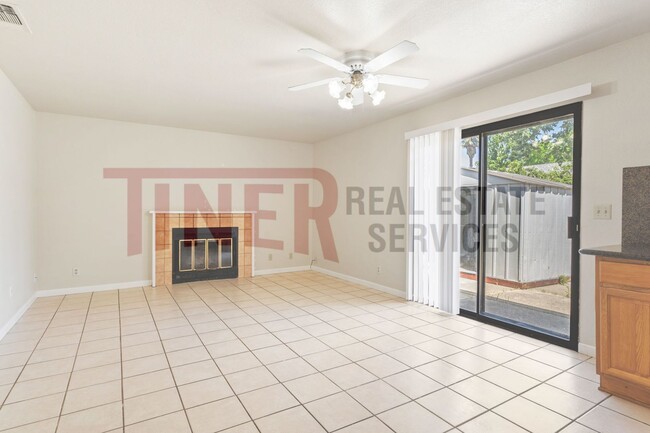 Building Photo - Spacious Home in Tiogawoods Neighborhood!