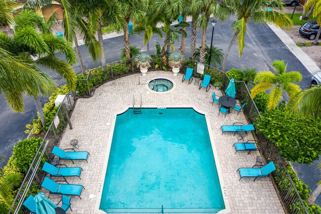 Building Photo - 1030 Murano Bay Dr