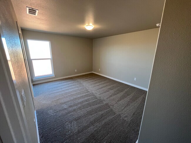 Building Photo - 1207 Bajada St.