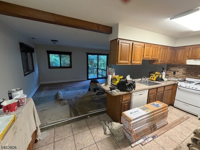Building Photo - 1 Telemark Dr