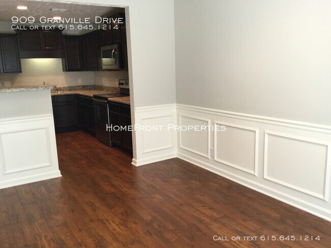 Building Photo - 3 BD, 3 BA Townhome: Triple Blackman Schools