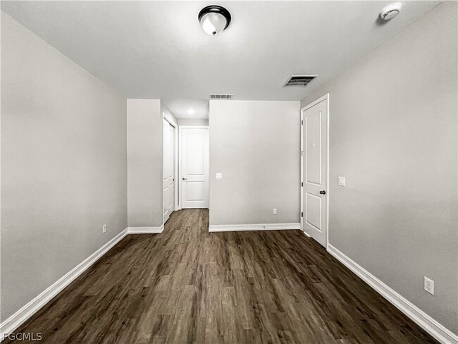 Building Photo - 9452 Montebello Way