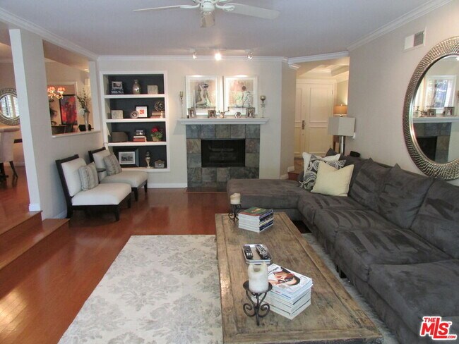 Primary Photo - 1550 Greenfield Ave