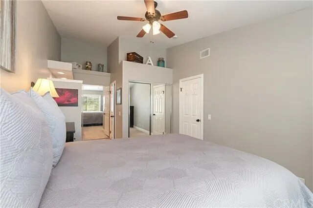 Building Photo - 11 Roble