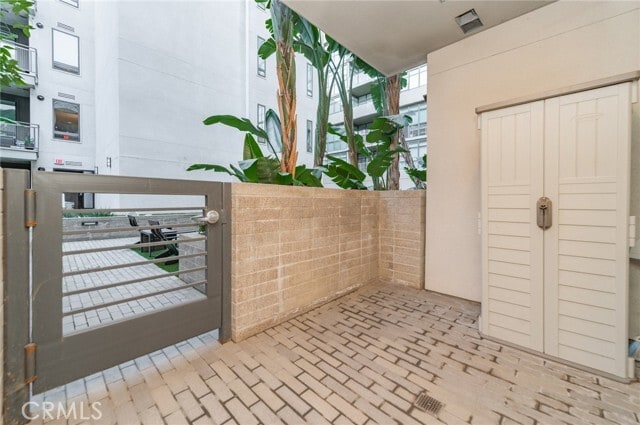 Building Photo - 2240 Nolita