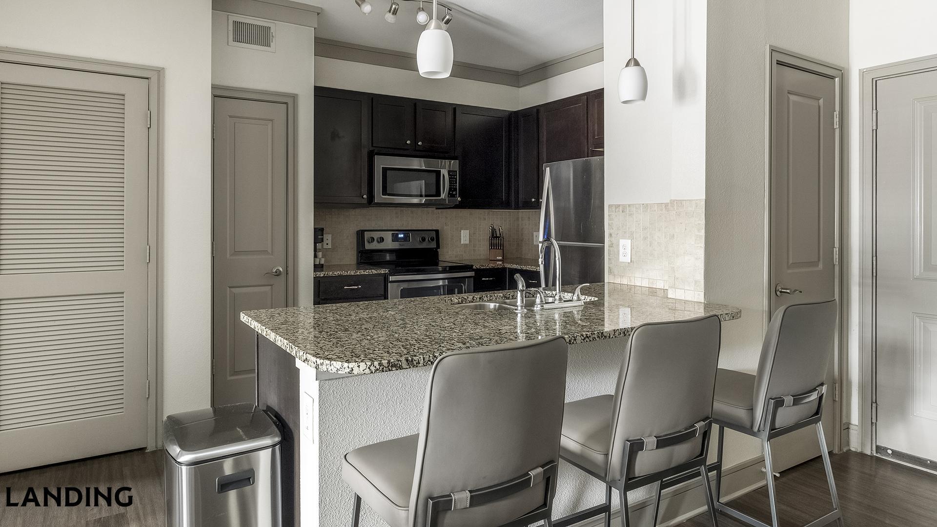 Building Photo - 18021 Kingsland Blvd