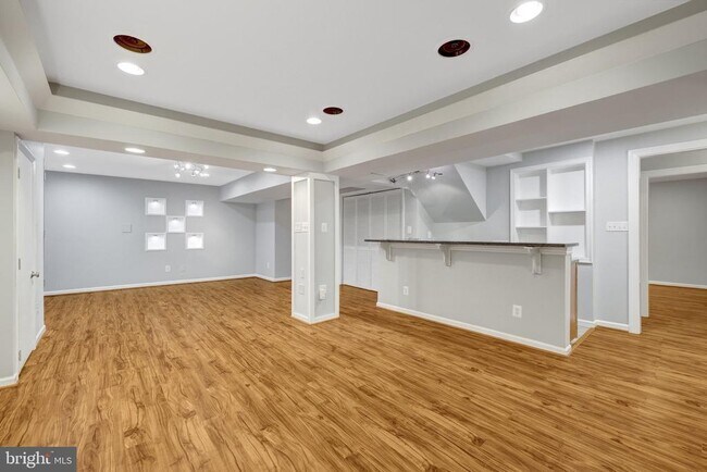 Building Photo - 8995 Parliament Dr