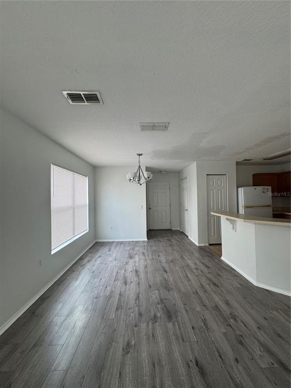 Building Photo - 3003 Seaview Castle Dr