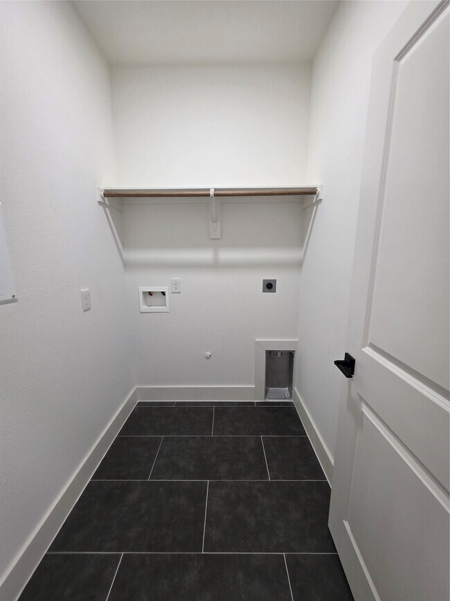 Building Photo - 1407 Odd Fellow St