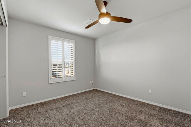 Building Photo - 12365 Desert Vista Ave