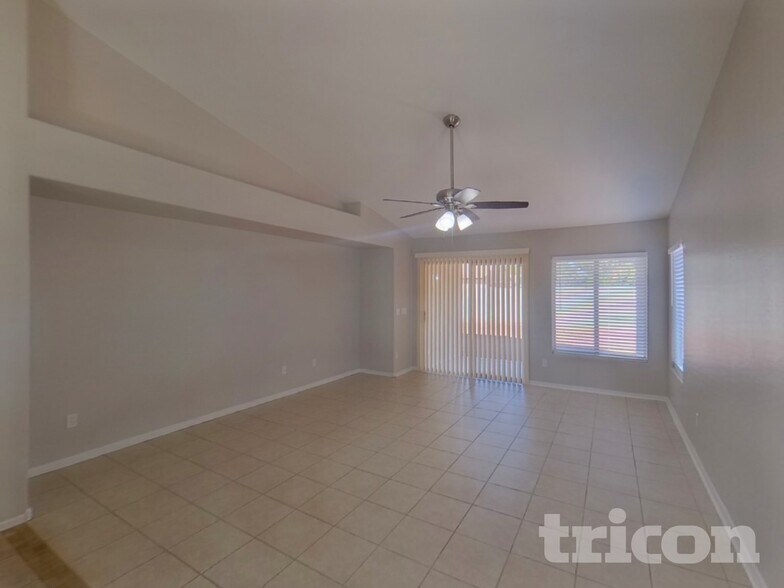 Building Photo - 1514 W Lynne Ln