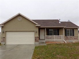 Building Photo - 2095 E Shadow Dr