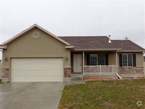 Building Photo - 2095 E Shadow Dr