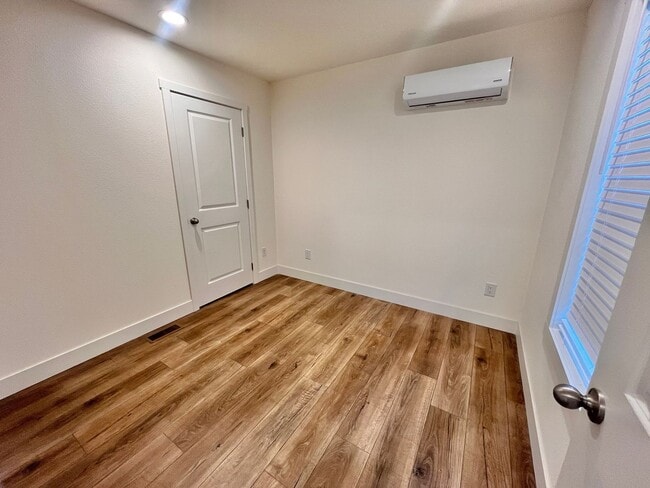 Building Photo - Brand New 2 Bedroom, 1 Bath ADU – Prime Location