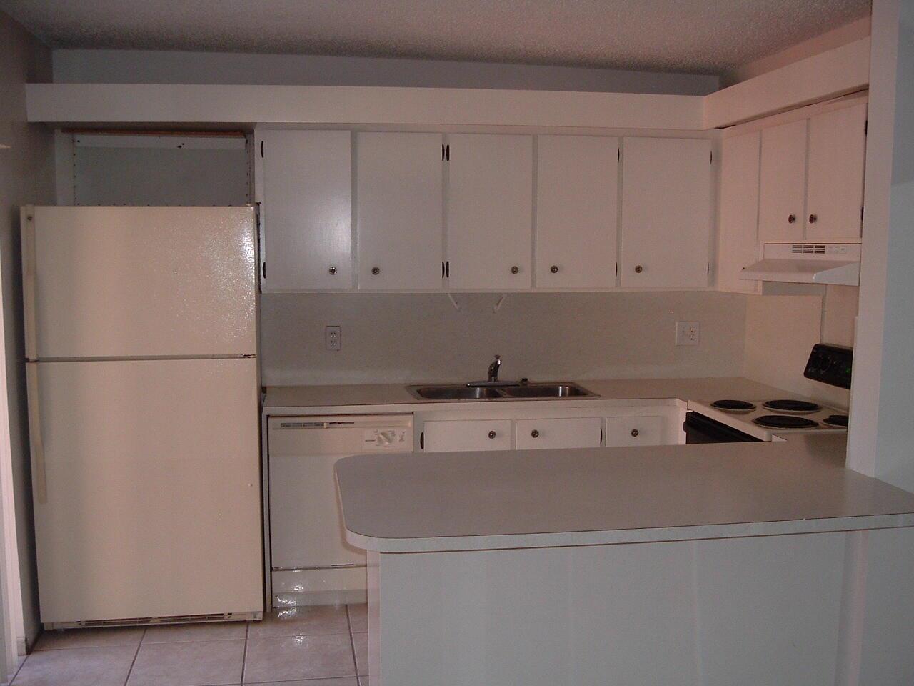 Building Photo - 1714 Forest Lakes Cir