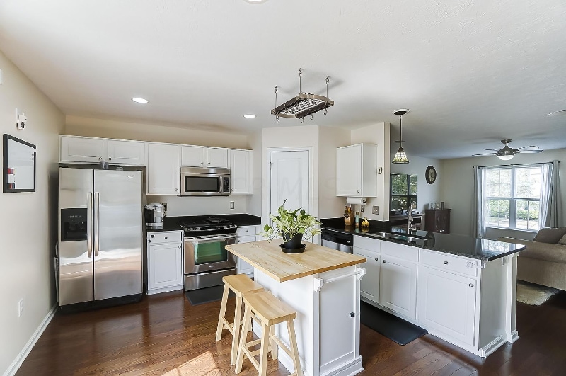 Building Photo - 5655 Chippewa Falls St