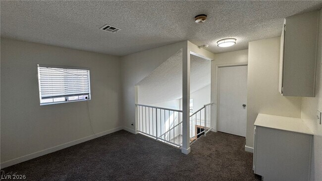 Building Photo - 317 Warmside Dr