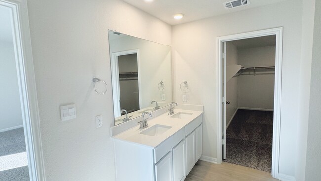 Building Photo - 188 Grey Slate Ave