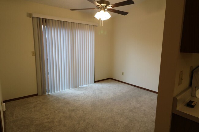 Building Photo - Two Master Suites and Two Bathroom Home