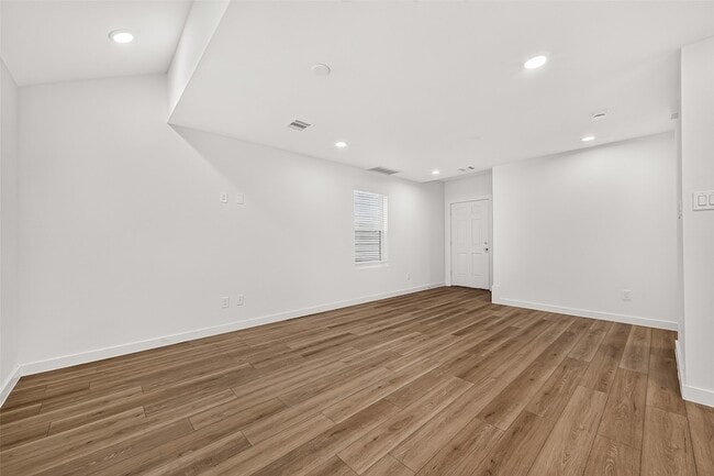 Building Photo - 2714 Discovery Trails Ct