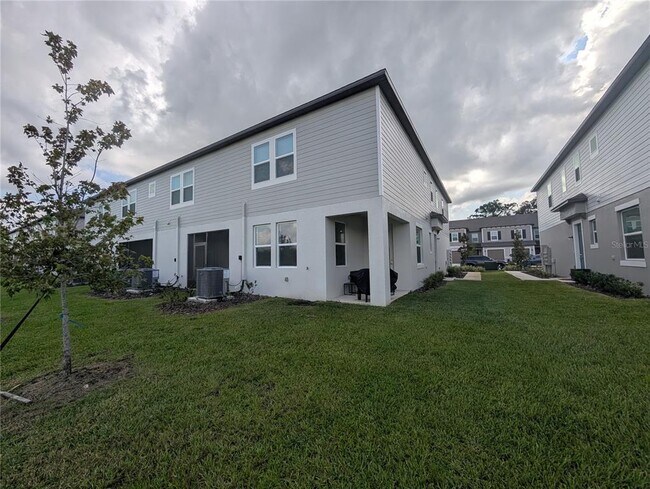 Building Photo - 3385 Lapis Lk Dr