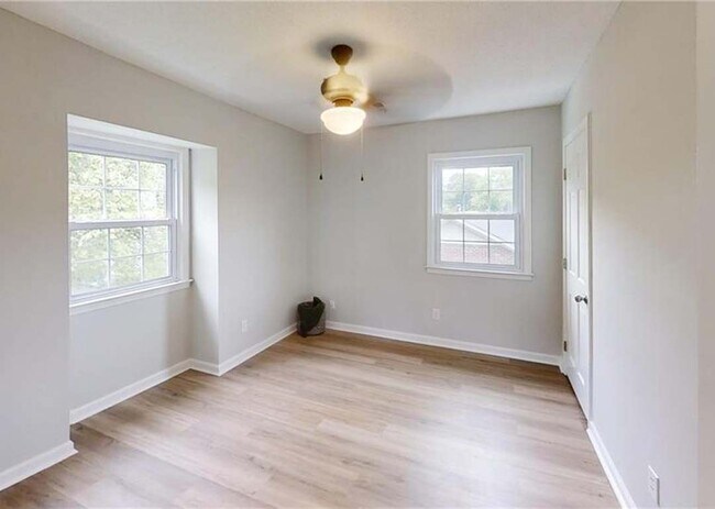 Building Photo - 4809 Tara Dr
