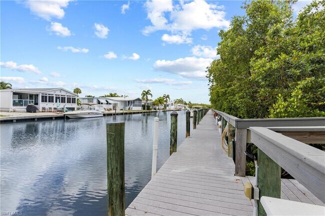 Building Photo - 3021 Sandpiper Bay Cir