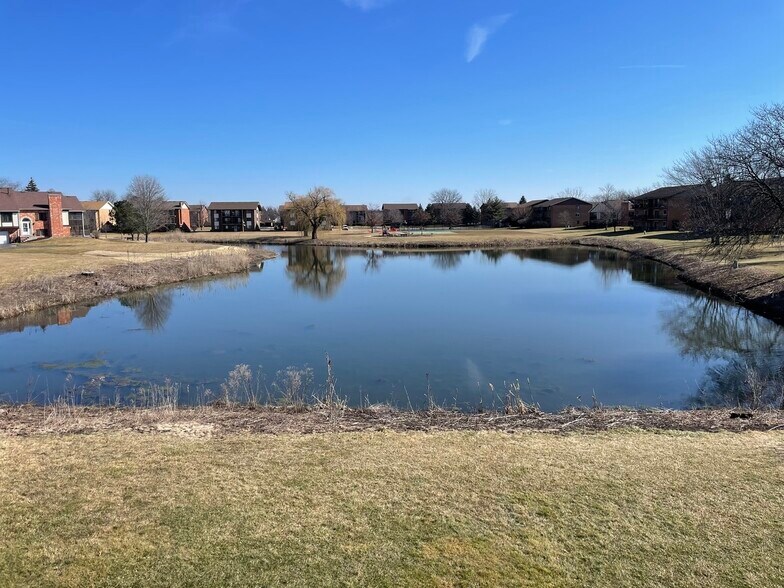 Back - 15349 West Ave