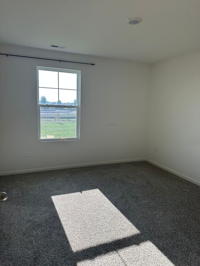 Building Photo - 14927 S Greenbriar Dr