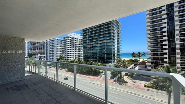 Building Photo - 5750 Collins Ave