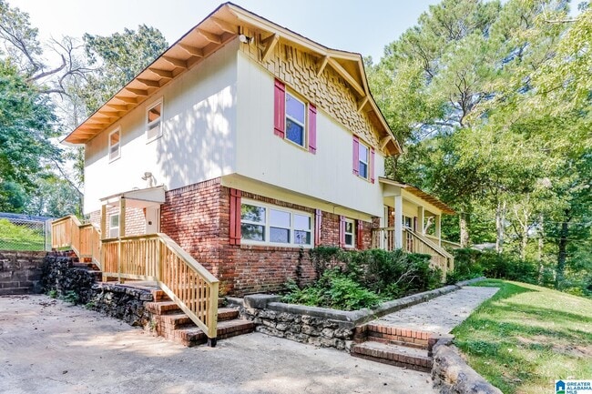 Building Photo - 2905 Westview Dr