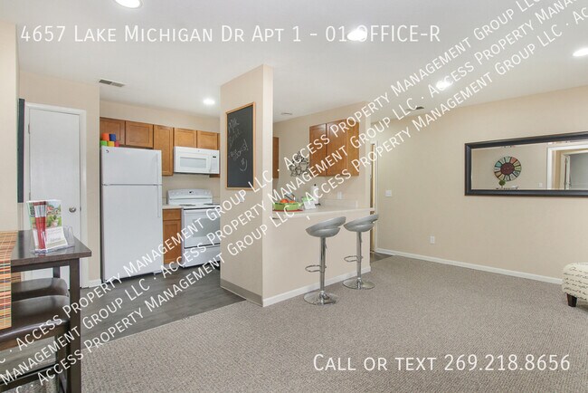 Building Photo - 4657 Lake Michigan Dr