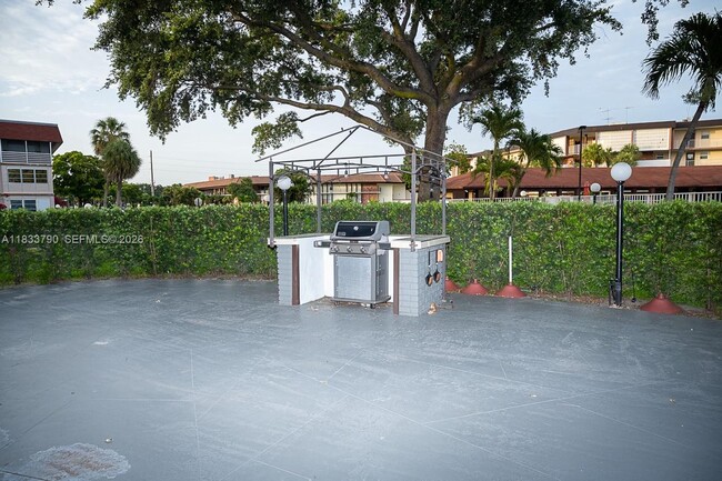 Building Photo - 2861 NW 47th Terrace