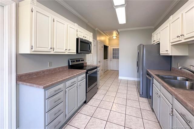 Building Photo - 5672 Cheyenne Trail