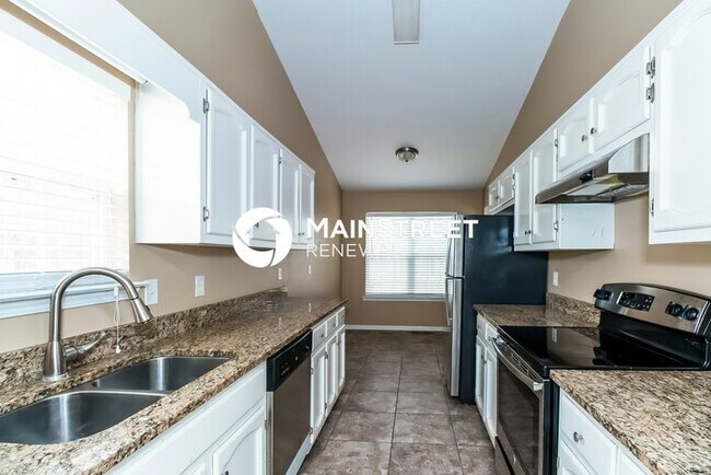Building Photo - 3 Bedroom Pet-Friendly Home in Palmetto, GA with Main Street Renewal