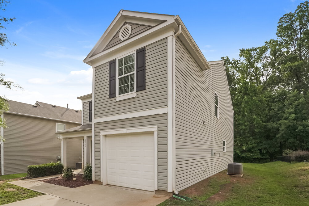 Building Photo - 5512 Twin Brook Dr
