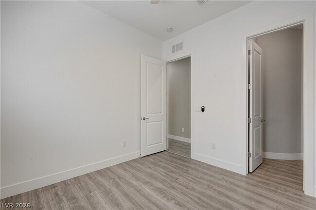 Building Photo - 6020 Langreo Ln