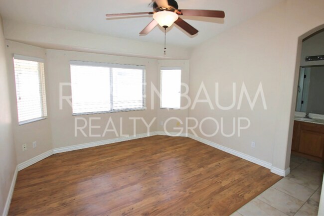 Building Photo - Charming 4-beds, 2-baths home in Wildflowe...