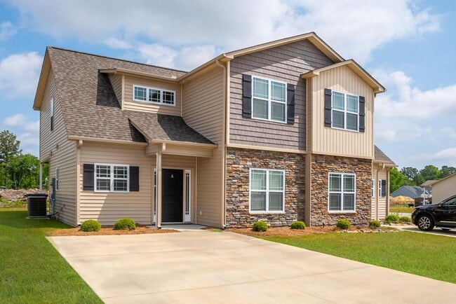 Building Photo - 2300 Sweet Bay Drive.