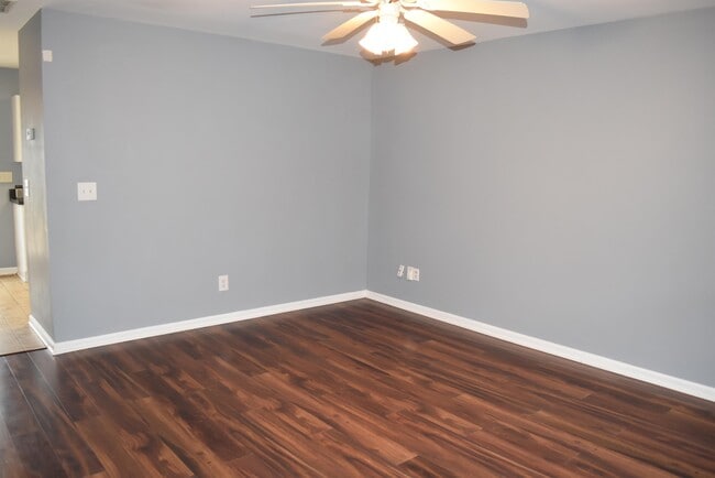 Building Photo - 3911 Hathaway Hills Dr