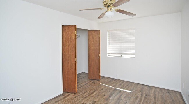 Building Photo - 4741 W Red Wolf Dr