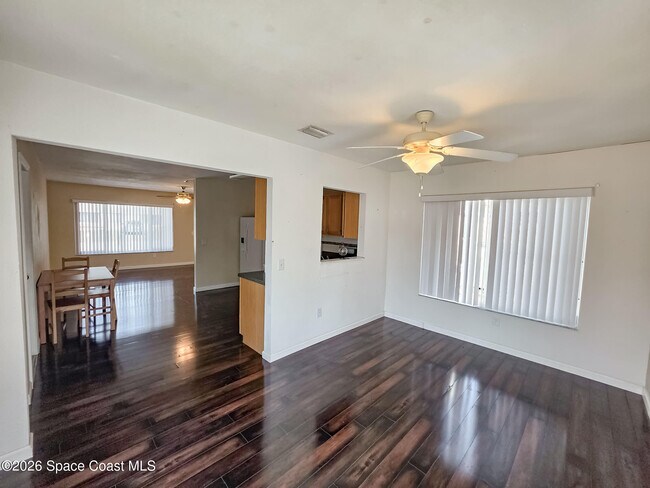 Building Photo - 443 Tewksbury Ln NE