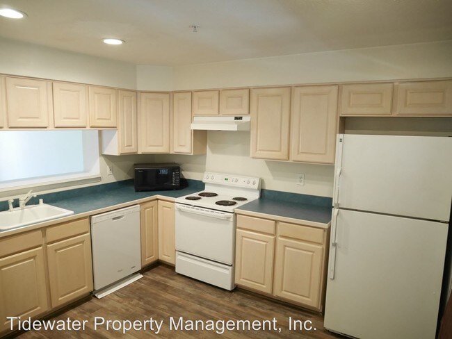2 Br 5 Bath House 6 Ironwood Cir Baltimore Md Apartment Finder 2 Br 5 Bath House 6 Ironwood Cir