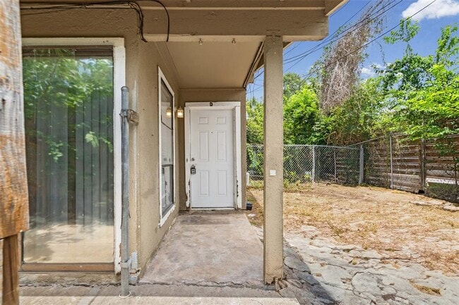 Building Photo - 2809 Parker Ln