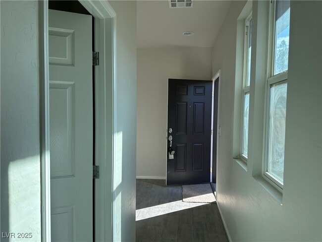 Building Photo - 6304 Patriot Wave St