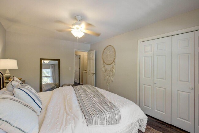 Building Photo - 252 Howle Ave