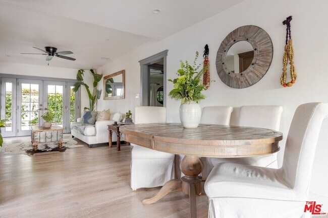 Building Photo - 12208 Laurel Terrace Dr