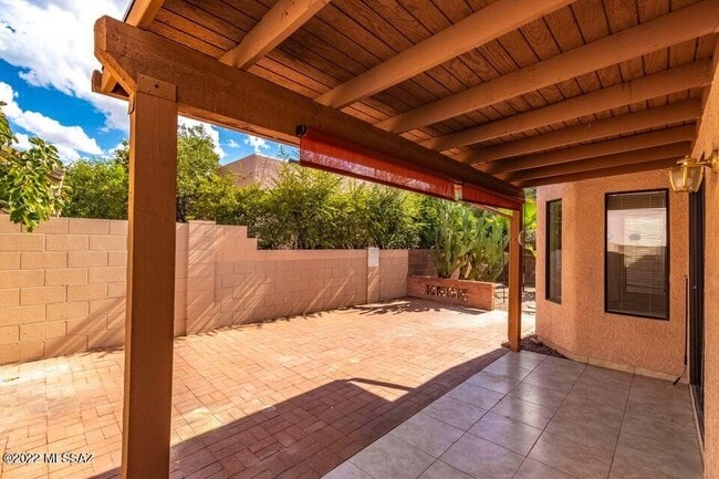 Building Photo - 6112 N Reliance Dr