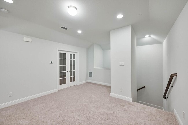 Building Photo - 4256 Mingo Dr