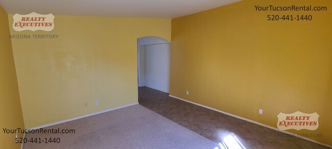 Building Photo - Starr Pass Shadows 4 bedrooms and 2 bathrooms
